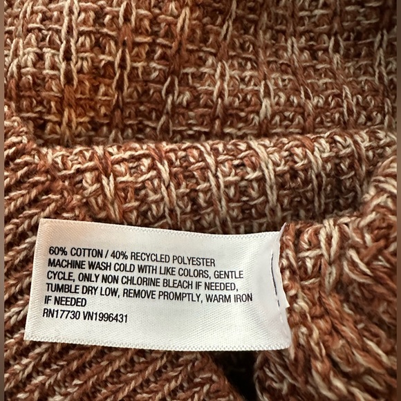 Crewneck Pullover Sweater - Picture 9 of 10